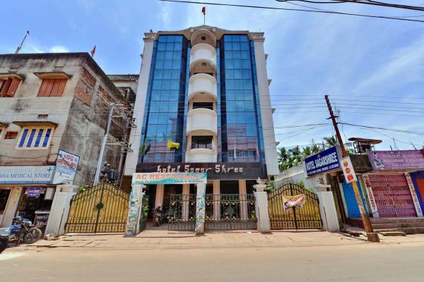 Hotel Sagar Shree - Dolamundai - Cuttack Image