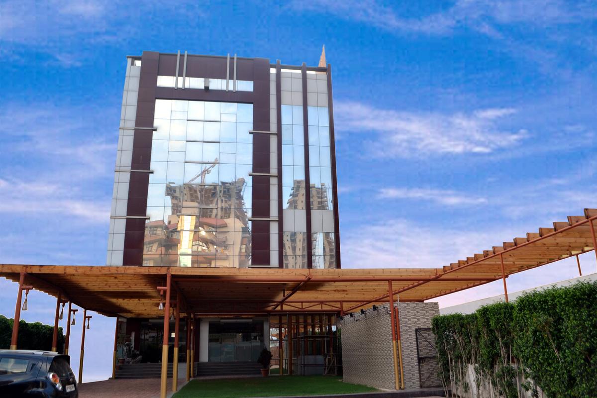 Le Crescent - Railway Road - Ghaziabad Image