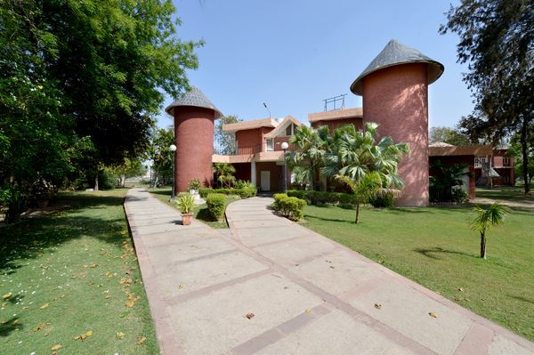 Dabchick Tourist Complex Motel - Hodal - Gurgaon Image