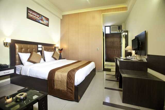 Sapna Hotel - Rajeev Colony - Gurgaon Image