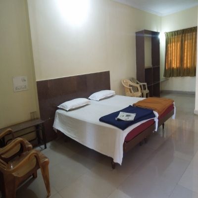 Hotel Aradhana Deluxe - Bagalkot Image