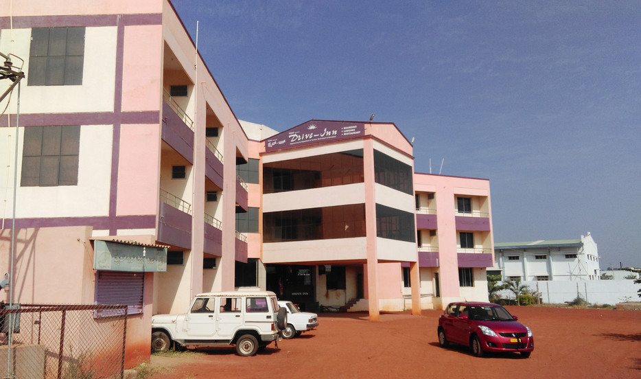 Hotel Drive Inn - Yadahalli - Bagalkot Image