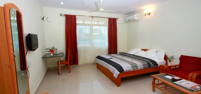 Hotel Mayura Velapuri - Temple Road - Belur Image