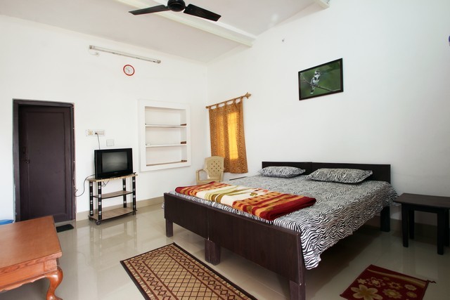 Goyal Guest House - Tilak Nagar - Bharatpur Image