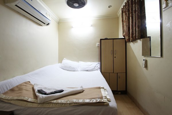 Royal Residency Hotel - Sahar Village - Mumbai Image