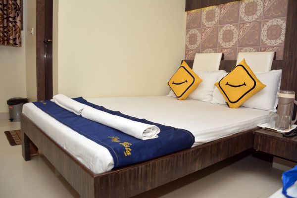Stay Vista Rooms - Grant Road East - Mumbai Image