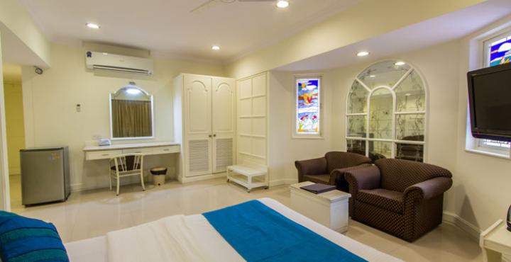 ZO Rooms - Colaba - Mumbai Image