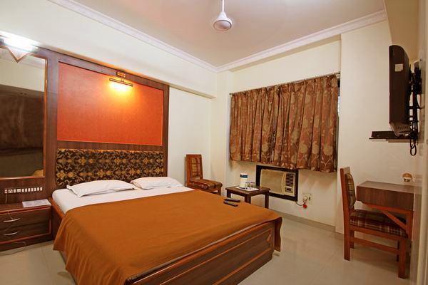 Hotel Solitaire - Vashi - Navi Mumbai Image