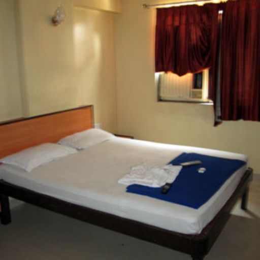 Girija Payyade Hotel - Kalyan - Thane Image