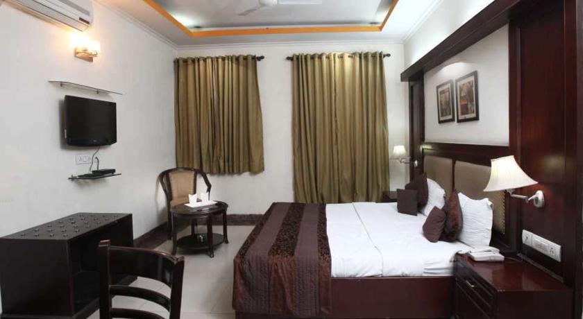 Samrat Hotel & Lodge - Wad - Pune Image