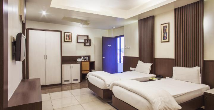 Hotel Emerald - Doranda - Ranchi Image