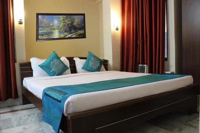 Raj Hotel - Ahirtoli - Ranchi Image