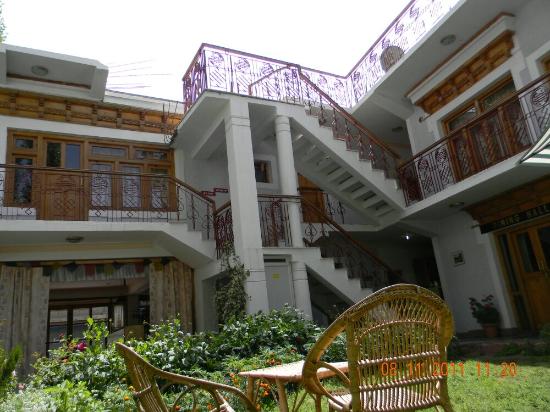 Hotel Shaynam - Old Leh Road - Leh Image