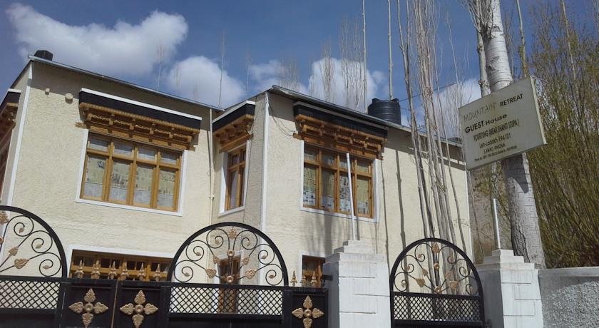 Mountain Retreat Guest House - Yurtung Road - Leh Image