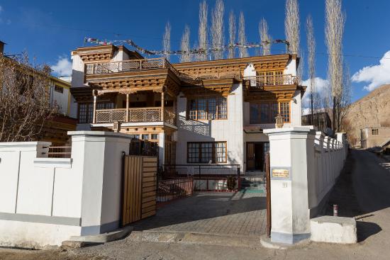 New Royal Guest House - Leh Image