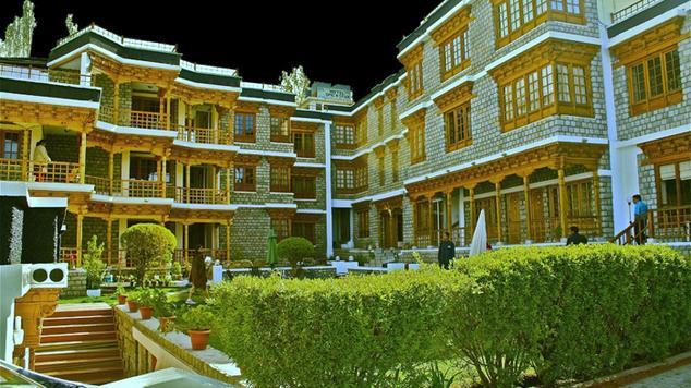 Spic n Span Hotel - Old Road - Leh Image