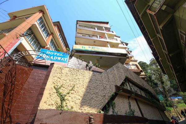 Broadways Amaya Hotel - Mashobra - Shimla Image