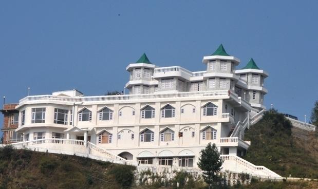 L R Heights Homestay - Theog - Shimla Image