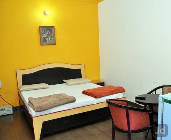 Aashirwad Hotel - Latouche Road - Kanpur Image