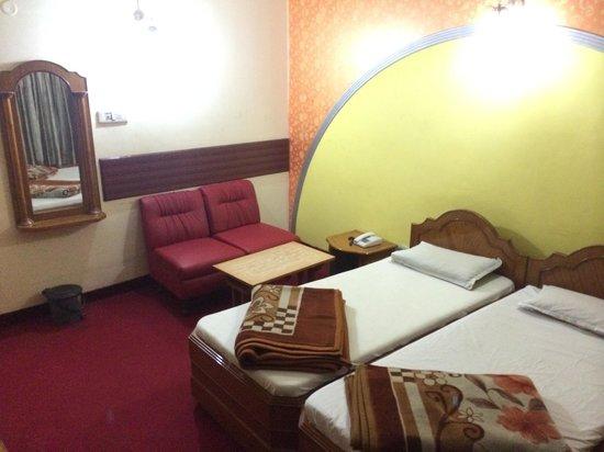 Amantran Hotel - Ratanlal Nagar - Kanpur Image