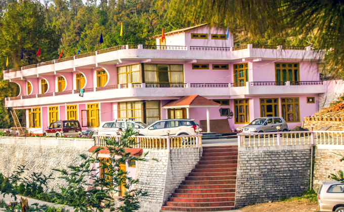 Hotel Robinsson Palace - Mukteshwar - Nainital Image