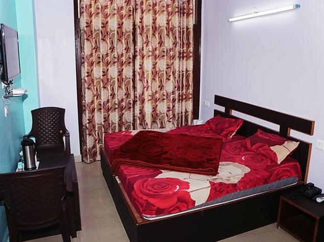 AAA Hotel & Restaurant - Sanawar - Kasauli Image