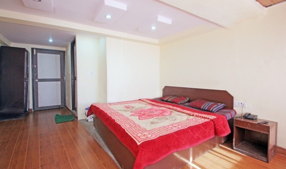 Hotel Bright Star - Mall Road - Mussoorie Image