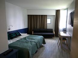 Hotel Avainder - Exbhition Road - Patna Image