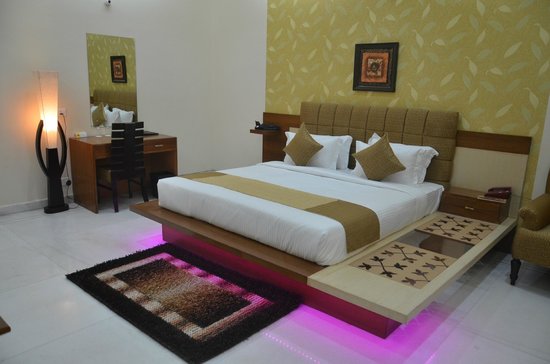 Hotel Holiday Resort - Buddha Colony - Patna Image