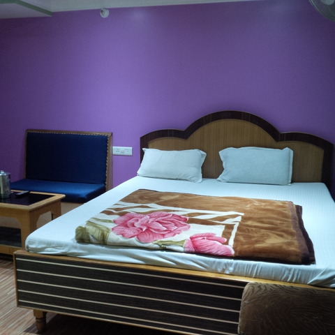 Hotel Mundrika Deluxe - Jamal Road - Patna Image