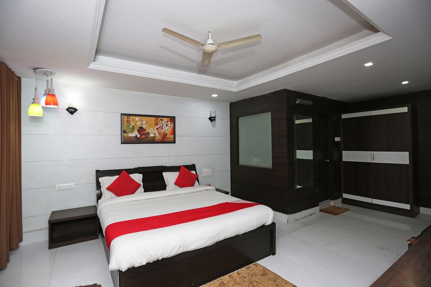 Hotel Sriram - Frazer Road - Patna Image