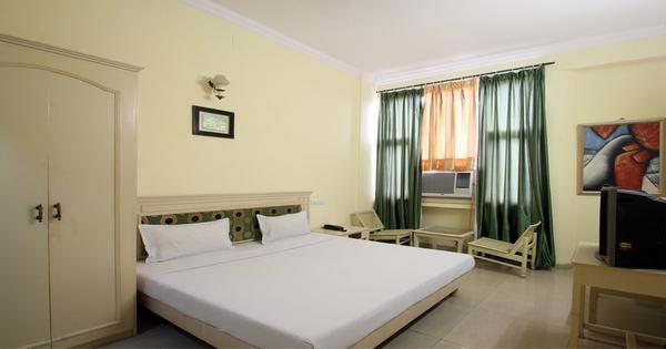 Hotel Towns Pride - Sahibzada Ajit Singh Nagar - Mohali Image