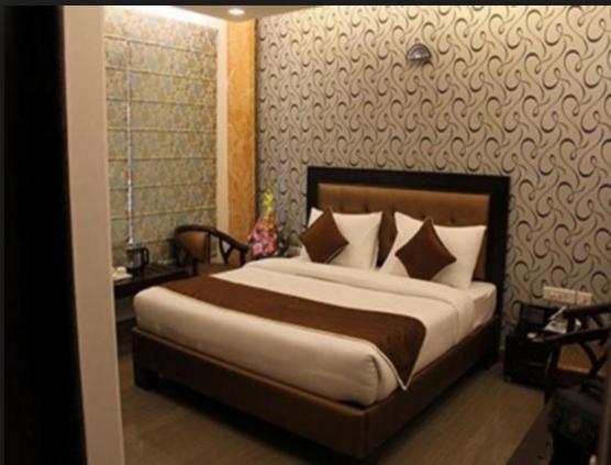 Hotel Sun Estate - Lashkar - Gwalior Image