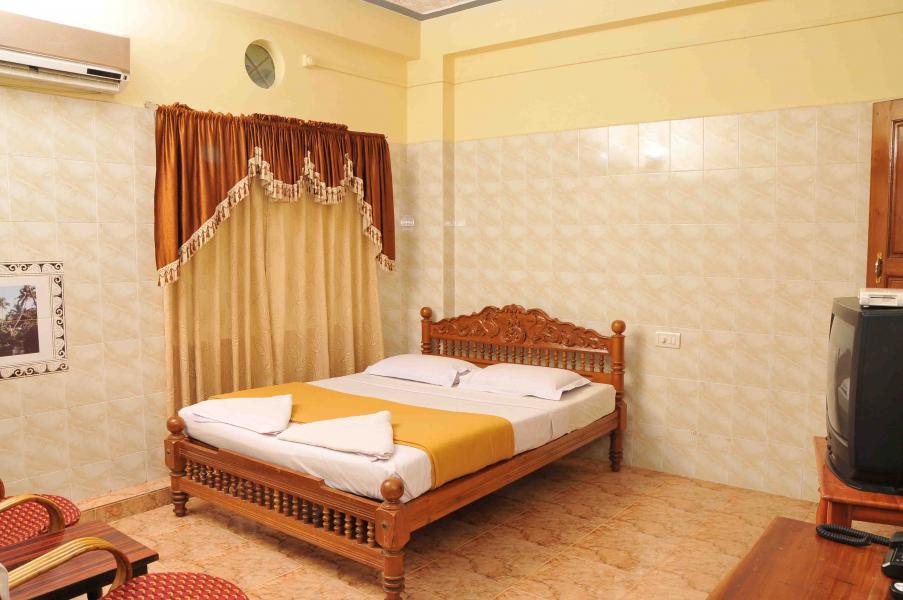 Lake Palace Family Resort - Pallichira - Kumarakom Image