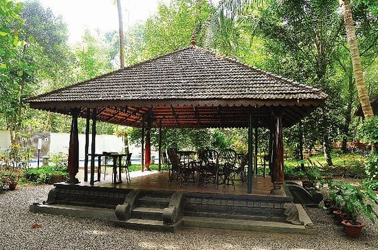 Puzhayoram Heritage Resort - PK Road - Kumarakom Image