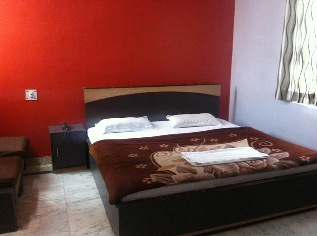 Aditya Guest House - Mayur Vihar - Mathura Image