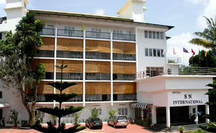 Hotel S.N. International - KK Road - Thekkady Image