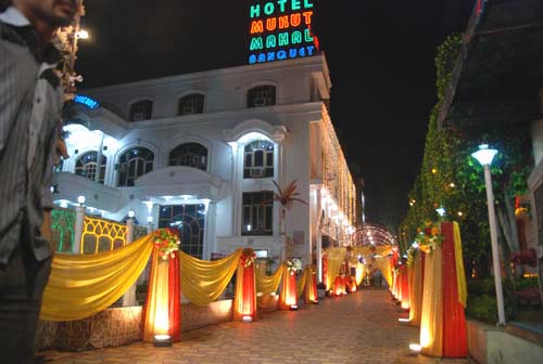 Hotel Mukut Mahal - Surya Palace Colony - Meerut Image