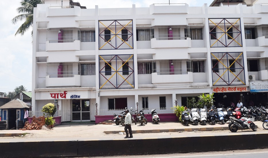 Hotel Parth Lodging - New Shahupuri - Kolhapur Image