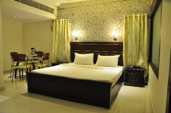 Royal Fort Hotel - Mangalavaripeta - Rajahmundry Image