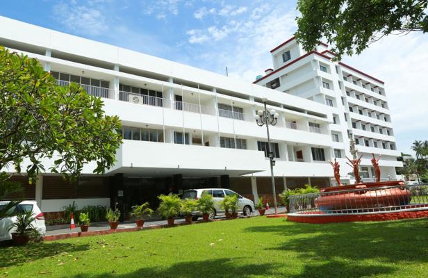 Casino Hotels - Kokkalai - Thrissur Image