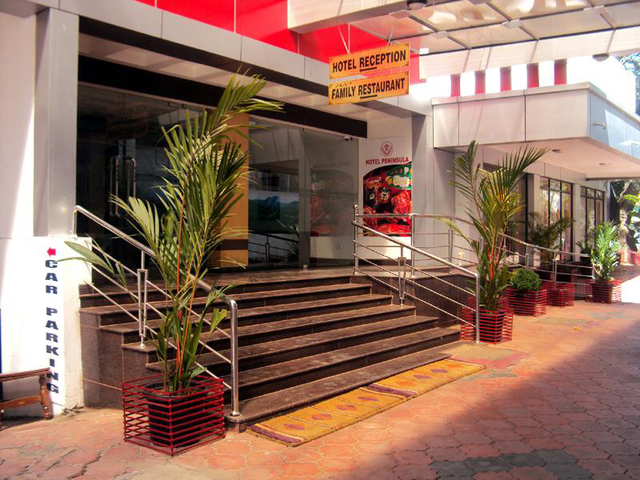 Hotel Peninsula - Naikkanal - Thrissur Image