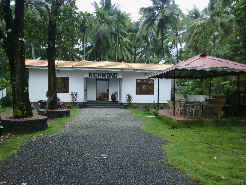 Richmond Homestay - Athirappilly - Thrissur Image