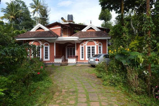 Cheeral Green Homestay - Vendole Road - Kalpetta Image