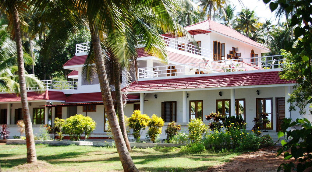 Ashirvad Ayurveda Homestay - Thamarakulam - Kollam Image