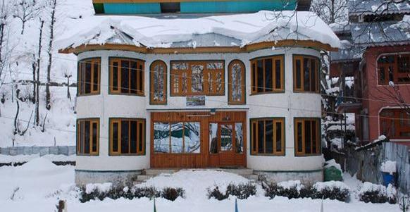 Hotel Bombay Palace - Chandanwari Road - Pahalgam Image