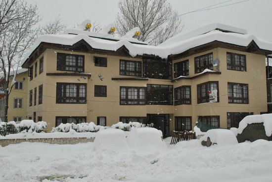 Hotel Fifth Season - Pahalgam Image