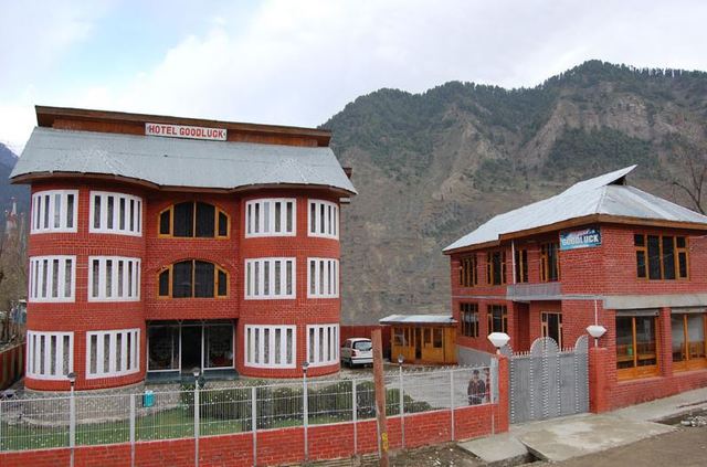 Hotel Good Luck - Chandanwari Road - Pahalgam Image