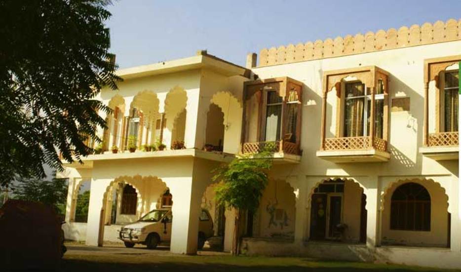 Hotel Radhika Palace - Lake Bridge - Pushkar Image