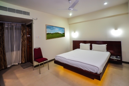 Hotel Yaiphaba - Thangal Bazar - Imphal Image